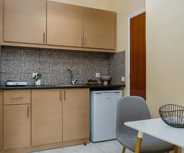 Dionysios Apartament Keri