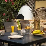 شقة Dionysios *