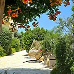 شقة Dionysios كيري
