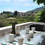 شقة Dionysios *